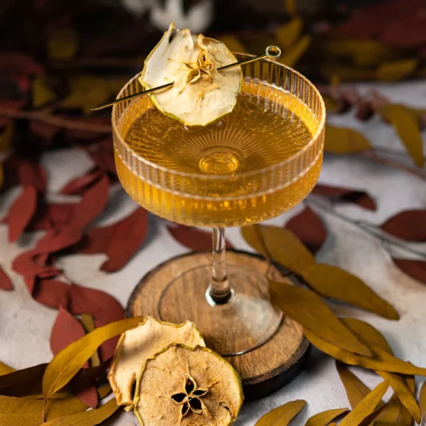 best-gin-fall-cocktails-autumnal-gin-fizz