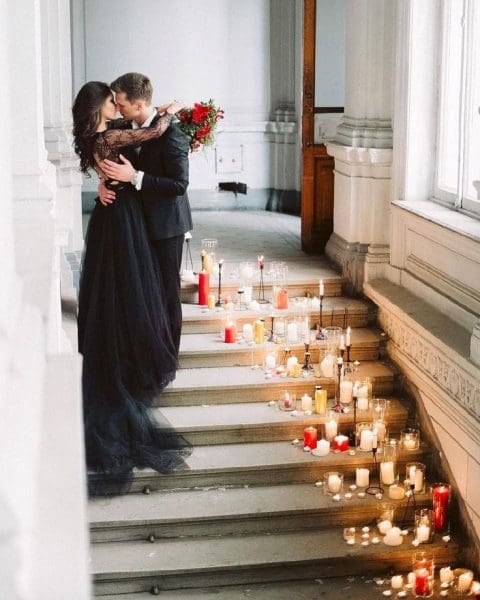 dark-moody-romantic-weddings-gothic-wedding