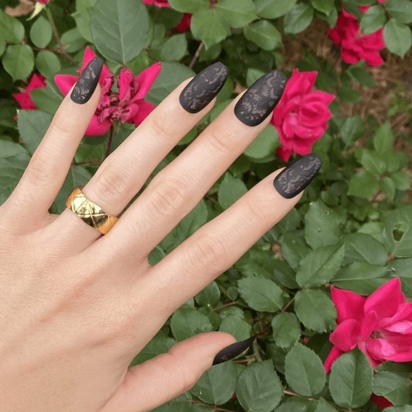 classy coffin fall nails, almond fall nails, fall ombre nails