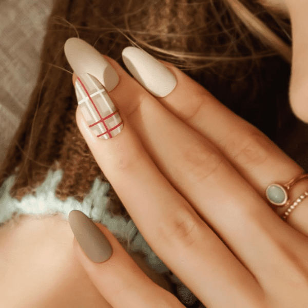 classy coffin fall nails, almond fall nails, fall ombre nails