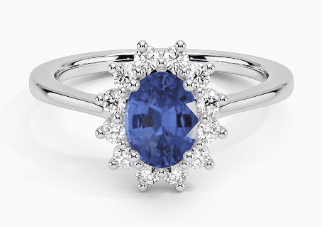 Magical Engagement ring sapphire