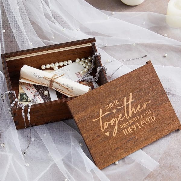 what-to-do-with-extra-wedding-invitations-time-capsule-box-2