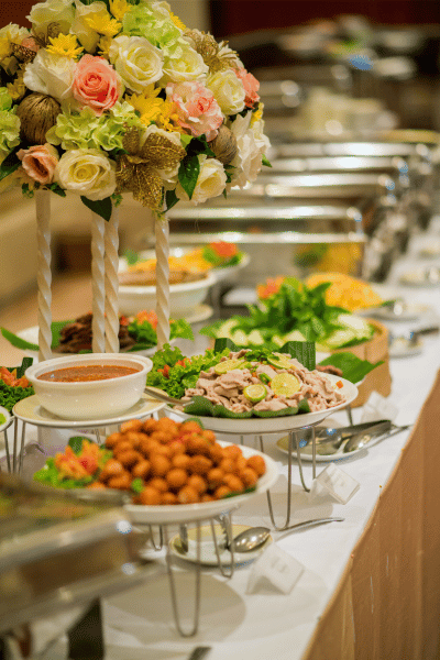 65 Cheap Wedding Reception Food Ideas On A Budget