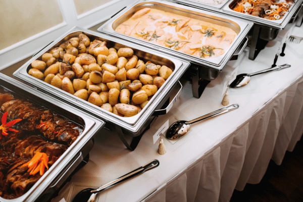 cheap-wedding-reception-food-ideas-on-a-budget