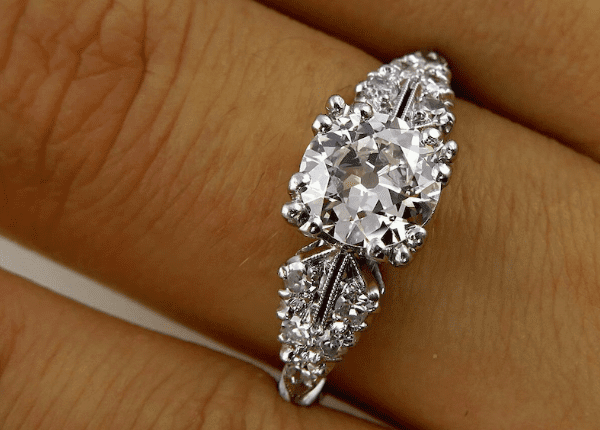 1890s Era Art Deco Vintage 2.00 Ct Diamond Antique Engagement Ring