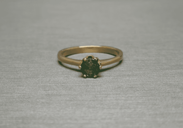 Antique Estate Circa 1930 14K Gold carat Round Emerald Solitaire Engagement Ring