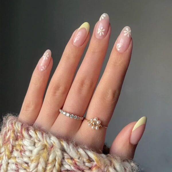 23 Square, Almond, Coffin, Ombre Spring Nail Designs 2024 Weddings