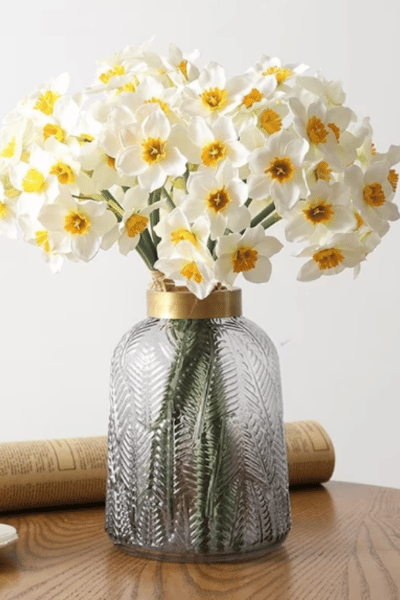 White Daffodil Bunch Bouquet Flower Posy