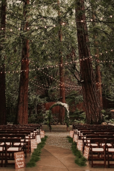 30 Ideas On How To Plan A Small Enchanted Forest Wedding