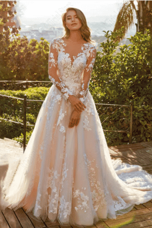 Long Sleeves Tulle Fairy Wedding Dress