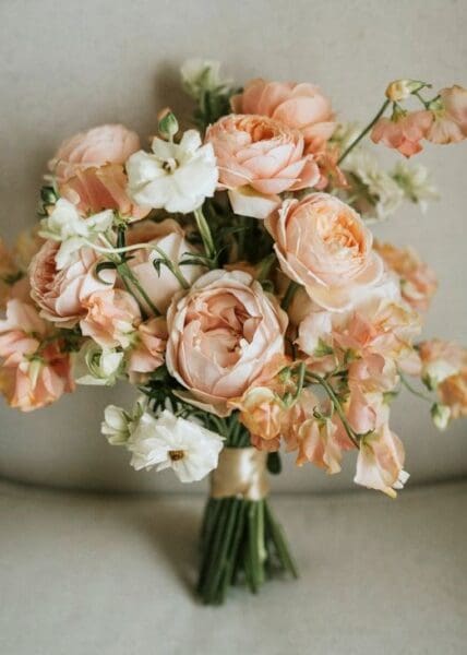 peaches and cream summer wedding colors palette