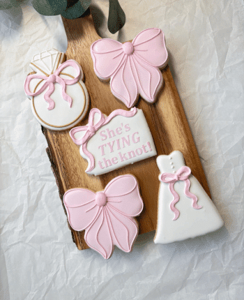 1 Dozen - She's Tying the Knot Bridal Shower cookies