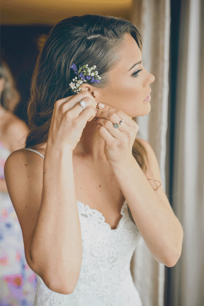 wedding must have photo photography shot list ceremony reception bride getting ready