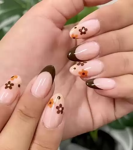 Morily Fall Press on Nails Short Oval, Brown French Tip Fake Nails with Flowers Designs Acrylic False Nails Autumn Artificial Nails Reusable Glossy Full Cover Stick on Nails for Women 24Pcs