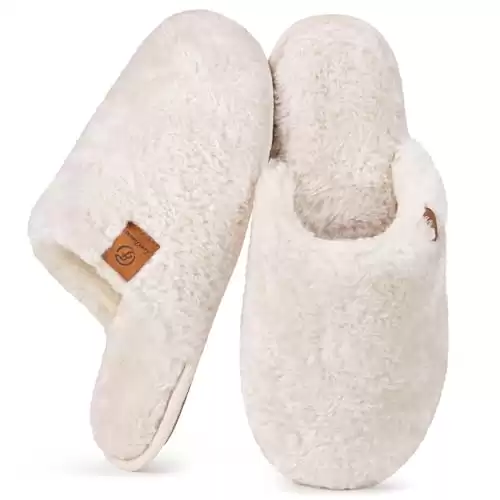 EverFoams Women's Fuzzy Slip-on Slippers Warm Cozy Soft Lightweight Memory Foam Indoor House Shoes Cream White, 7-8 US