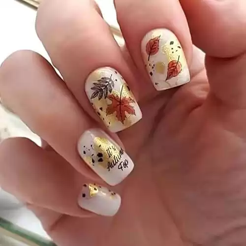 Fall Nails Press on Nails Short Square Fake Nails Thanksgiving Acrylic Nails with Fall Leaf Design Autumn Maple Leaf Decoration Gold Glossy Thanksgiving False Nails Stick on Nails for Women Girls