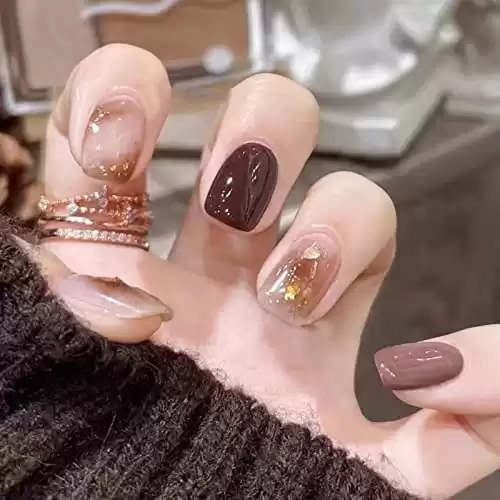 MISUD Fall Press on Nails Short Square Fake Nails Glossy Glue on Nails Autumn Brown Ombre Artificial Nails Squoval Acrylic Nails Golden Glitter Stick on False Nails with Design 24 pcs