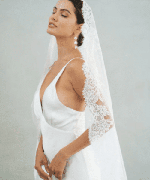 EMMALINE I Lace Mantilla Veil, One Tier Bridal Veil with Lace Trim