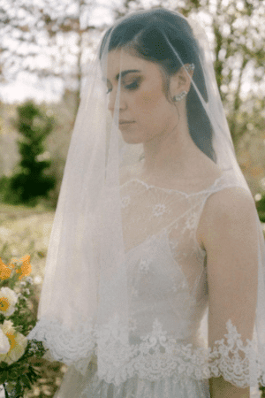  Vintage Wedding Lace Veil Wide Scalloped Lace Edge Veil