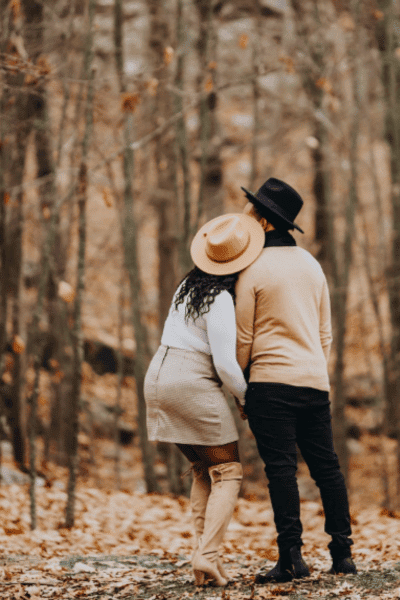 fall engagement photography stroll through the forest renak