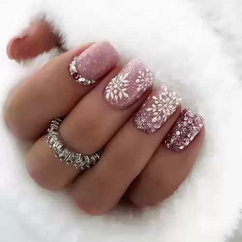 Snowflake Press on Nails Short with Glitters, LPOODDNU Christmas Fake Nails Winter Snowflakes Glue on Nails Glossy Pink False Nails Short Square Winter Christmas Stick on Nails for Women, 24pcs