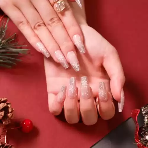 Winter Press on Nails Snowflake Fake Nails, Christmas Press on Nails Medium Coffin False Nails Glossy Silver Glitter French Glue on Nails Cute Winter Xmas Stick on Nails for Women, 24Pcs