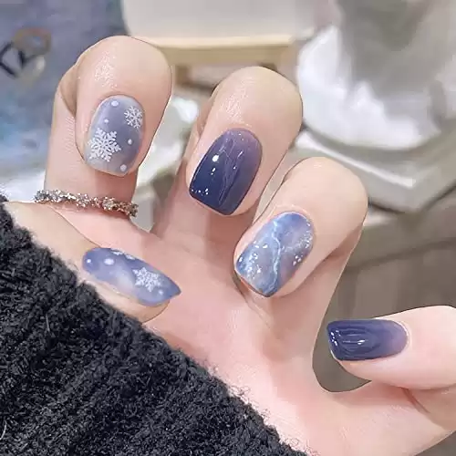 Christmas Press on Nails Blue Coffin Short Square Fake Nails Full Cover Acrylic Nails Marble Artificial Nails Winter Snowflake False Nails Design for Women Girls Xmas Nail Decorations