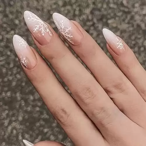 24Pcs Christmas Press on Nails Short Almond False Nails Nude Acrylic Nails with Snowflake Designs Fake Nails Cute Gradient Glue on Nails for Xmas Manicure Women