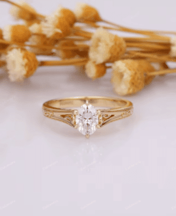 Art Deco Filigree Oval Moissanite Solitaire Ring