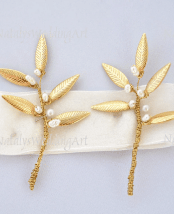 Set of 2 Boutonnieres Gold Plated Leafs